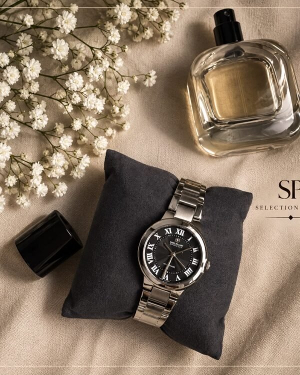 Minimal Mesh Strap Watch